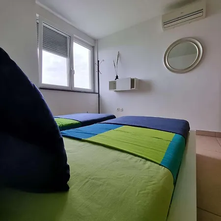 Апартаменты With Parking Space Privlaka, Zadar - 23190 Привлака